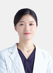 洪小鳳 吳江牙博士口腔牙周治療中心主診醫師