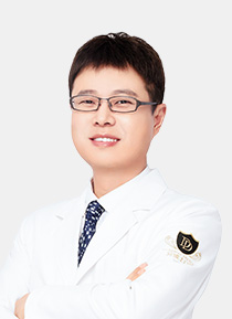 姜卫军 牙博士口腔上海区域美学正畸中心主任